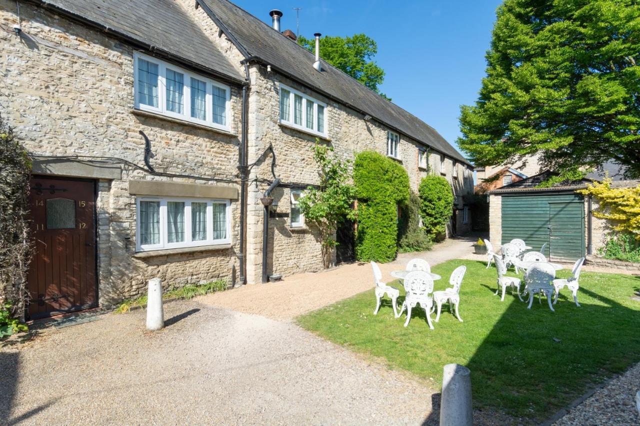 Jersey Arms Hotel บิสเตอร์ ภายนอก รูปภาพ