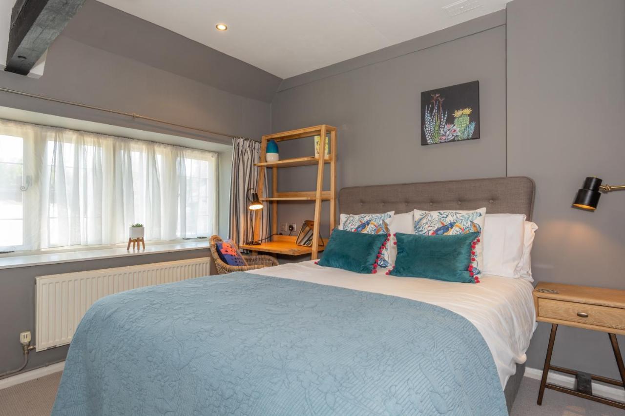 Jersey Arms Hotel บิสเตอร์ ภายนอก รูปภาพ