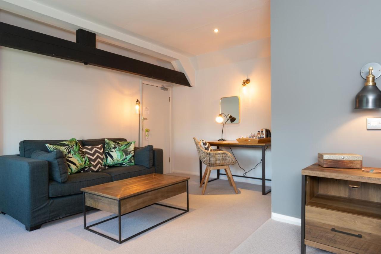 Jersey Arms Hotel บิสเตอร์ ภายนอก รูปภาพ