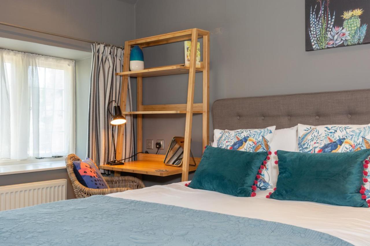 Jersey Arms Hotel บิสเตอร์ ภายนอก รูปภาพ